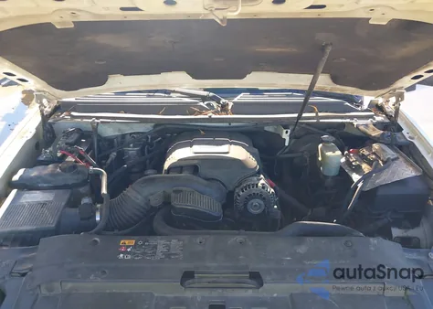 2013 Chevrolet Suburban 1500 Ltz из США, поврежденный, VIN 1GNSCKE04DR221940